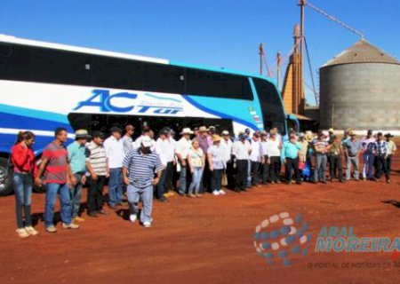 Cerca de 300 pessoas de Aral Moreira participam de manifesto em Nova Alvorada do Sul